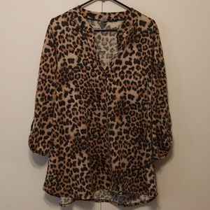 Lillypad Women's Soft Leopard Print V Neck Shirt Size XL